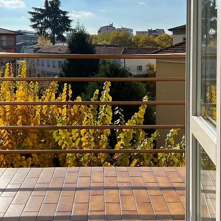 Il Ritrovo, Luminoso Trilocale In Citta Lägenhet *